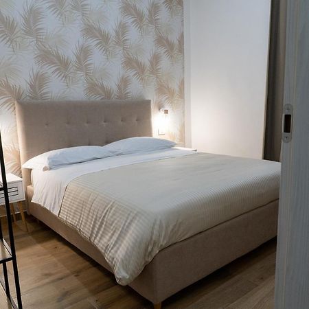 Bed and Breakfast A Casa Di Edel à Naples Extérieur photo